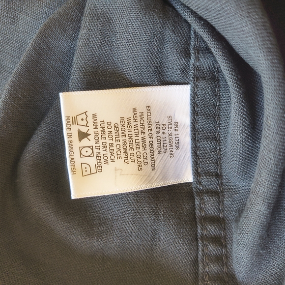 Levi's Men's Casual Black Button Down Shirt - Picture 6 of 6